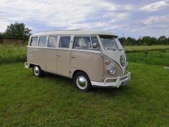 Louer une VOLKSWAGEN Combi Split de de 1971 (Photo 2)