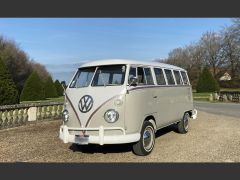 Louer une VOLKSWAGEN Combi Split de 1973 (Photo 1)
