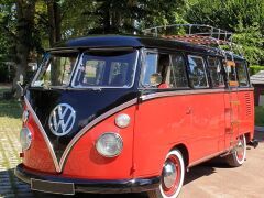 Louer une VOLKSWAGEN Combi Split de de 1975 (Photo 1)