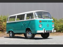 VOLKSWAGEN Combi T2 Bay Window (Photo 1)