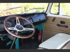 VOLKSWAGEN Combi T2 Bay Window (Photo 4)