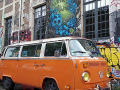 Louer une VOLKSWAGEN Combi T2 de de 1974 (Photo 3)