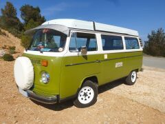 Louer une VOLKSWAGEN Combi T2 de de 1975 (Photo 2)