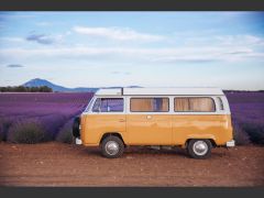 Louer une VOLKSWAGEN Combi T2 de de 1976 (Photo 2)