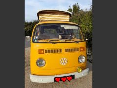 Louer une VOLKSWAGEN Combi T2 de de 1977 (Photo 3)