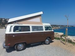 Louer une VOLKSWAGEN Combi T2 de de 1978 (Photo 2)