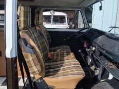 Louer une VOLKSWAGEN Combi T2 de de 1978 (Photo 5)