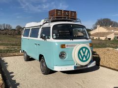 Louer une VOLKSWAGEN Combi T2 de de 1979 (Photo 1)