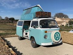 Louer une VOLKSWAGEN Combi T2 de de 1979 (Photo 2)