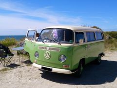 Louer une VOLKSWAGEN Combi T2A de 1970 (Photo 0)