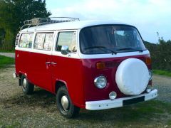 VOLKSWAGEN Combi T2b de 1975 en location pour mariage en Vend�e
