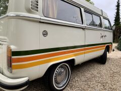 Louer une VOLKSWAGEN Combi T2B de de 1978 (Photo 4)