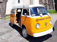 Louer une VOLKSWAGEN Combi T2B de de 1979 (Photo 3)