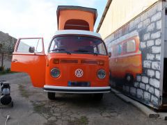 Louer une VOLKSWAGEN Combi Westfalia  de de 1975 (Photo 2)