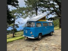 Louer une VOLKSWAGEN Combi Westfalia de de 1971 (Photo 5)