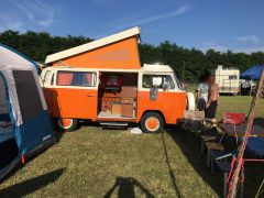 Louer une VOLKSWAGEN Combi Westfalia de de 1974 (Photo 2)