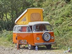 Louer une VOLKSWAGEN Combi Westfalia de de 1978 (Photo 2)