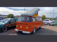 VOLKSWAGEN Combi (Photo 1)
