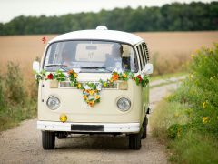 Louer une VOLKSWAGEN Combi de 1977 (Photo 2)