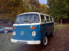 Louer une VOLKSWAGEN Combi de 1984 (Photo 2)