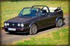 Louer une VOLKSWAGEN Golf Cabriolet de 1990 (Photo 0)