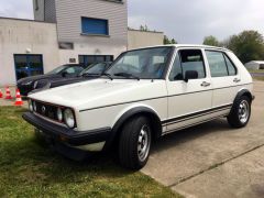 Louer une VOLKSWAGEN Golf GTI de 1980 (Photo 2)