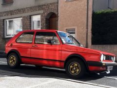 Louer une VOLKSWAGEN Golf GTI de de 1982 (Photo 2)