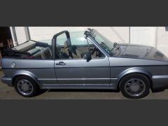 Louer une VOLKSWAGEN Golf I Quartett de de 1988 (Photo 1)