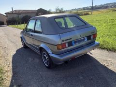 Louer une VOLKSWAGEN Golf de de 1992 (Photo 4)