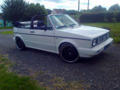 Louer une VOLKSWAGEN Golf de 1993 (Photo 0)