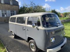 VOLKSWAGEN T2 de 1974 en location pour mariage dans la Manche
