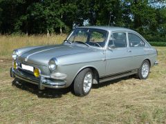 Louer une VOLKSWAGEN Type 3 Fastback de de 1970 (Photo 2)