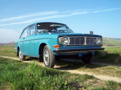 Louer une VOLVO 142 de 1969 (Photo 1)