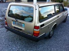 Louer une VOLVO 240 de de 1986 (Photo 2)