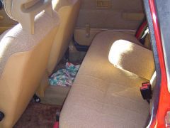 Louer une VOLVO 240 de de 1992 (Photo 4)
