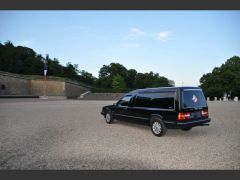 Louer une VOLVO 940 Corbillard de de 1996 (Photo 2)