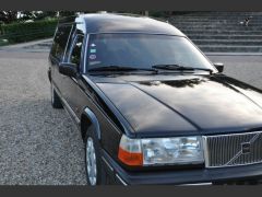 Louer une VOLVO 940 Corbillard de de 1996 (Photo 3)