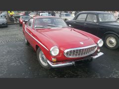 Louer une VOLVO P1800 S de de 1966 (Photo 2)