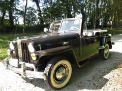 Louer une WYLLIS Overland Jeepster V2 de de 1948 (Photo 2)