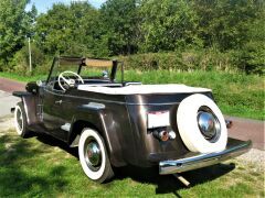 Louer une WYLLIS Overland Jeepster V2 de de 1948 (Photo 3)