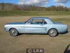 FORD Mustang (Photo 3)