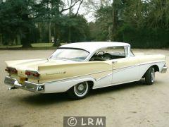 FORD Fairlane 500  (Photo 2)