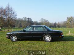 JAGUAR XJ 8 (Photo 2)