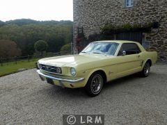 FORD Mustang (Photo 1)