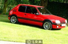 PEUGEOT 205 GTI (Photo 1)