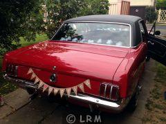 FORD Mustang (Photo 3)