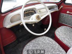 RENAULT Dauphine (Photo 3)