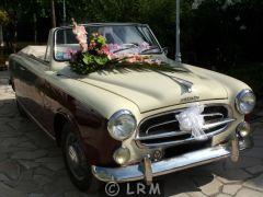 PEUGEOT 403 (Photo 1)