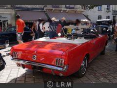 FORD Mustang (Photo 4)