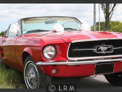 FORD Mustang (Photo 4)